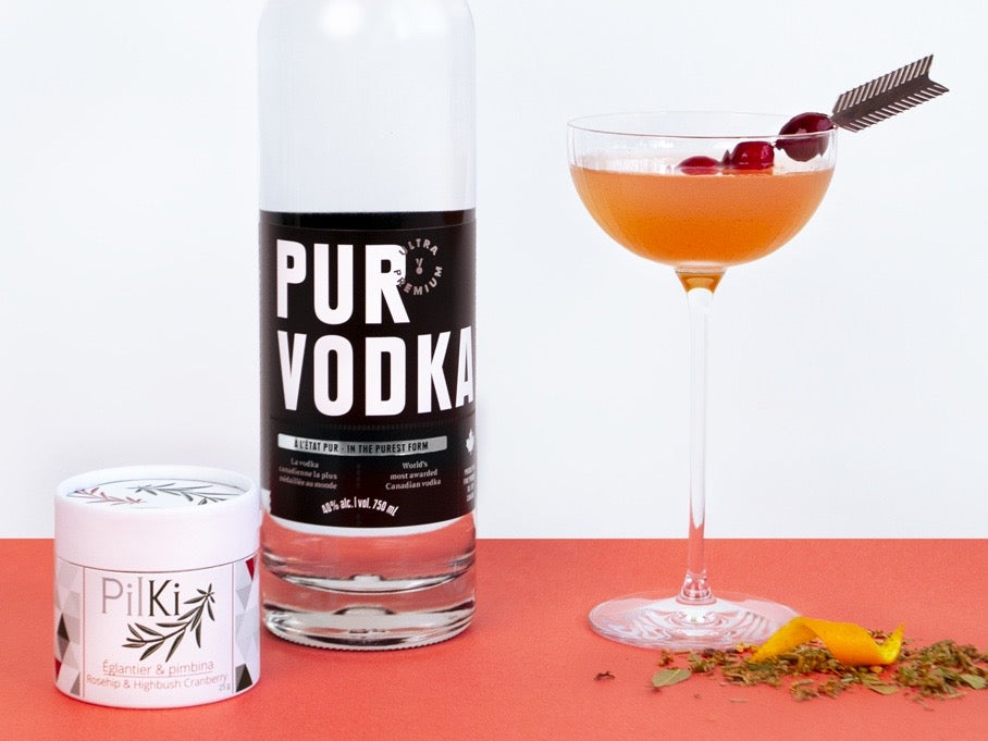 Cocktail CosmOMG, églantier & pimbina avec Pur Vodka